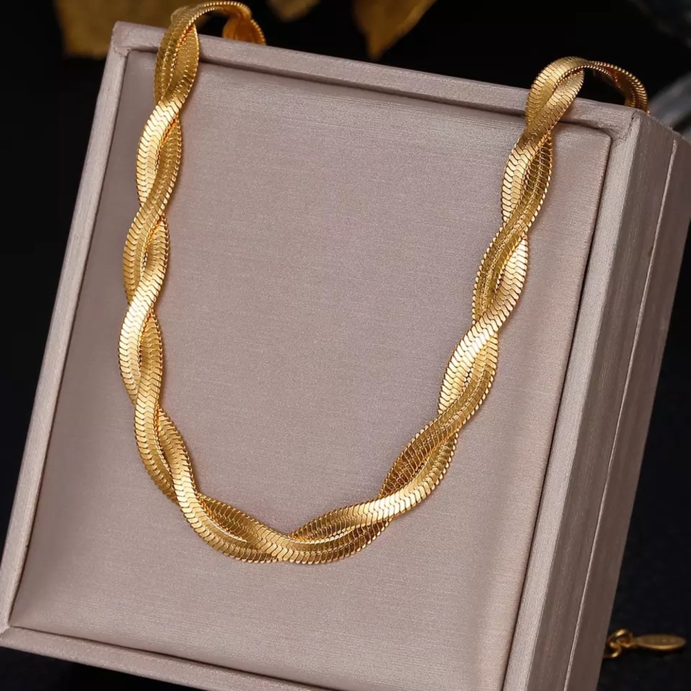 ◾️Stainless Steel 2 Layered Flat Blade Snake Chain Necklace